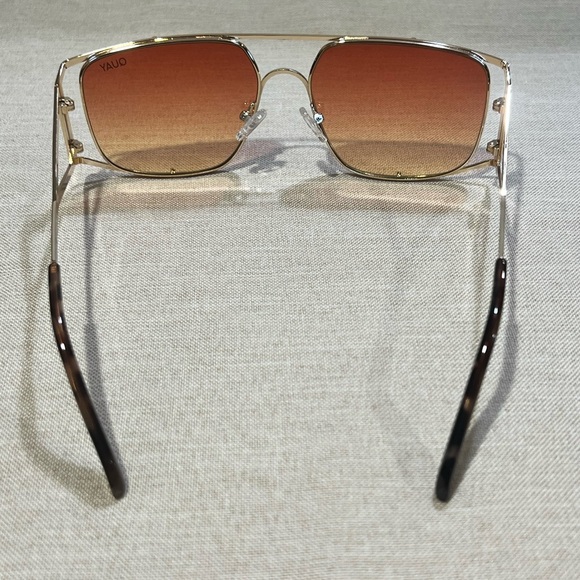 Quay Australia BADDIE BEHAVIOR Gold/ Orange Yellow - Picture 6 of 8